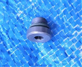 sruba-spustu-oleju-audi-a4-95-12-vag-018321377b