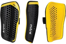 ochraniacze-pilkarskie-mitre-aircell-pro-na-golenie