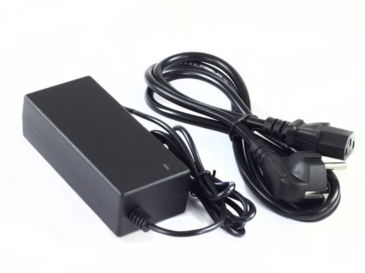 zestaw-do-monitoringu-4-kamery-full-hd-zewnetrzne-klasa-szczelnosci-kamery-ip66