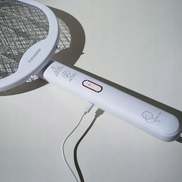 tiross-lapka-owadobojcza-usb-stan-nowy-zastosowanie-komarom-molom-muchom-osom-pajakom-pchlom