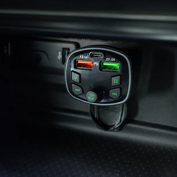 forever-transmiter-fm-bluetooth-tr-360-czarny-kod-producenta-gsm179081