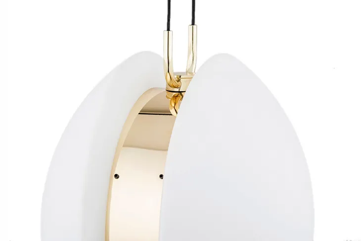 argon-lampa-wiszaca-bufallo-e27-mosiadz-opal-liczba-punktow-swiatla-1