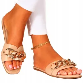 klapki-damskie-modne-lekkie-wygodne-plaskie