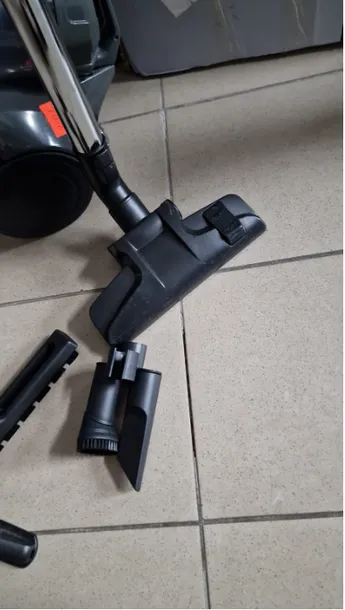 odkurzacz-bezworkowy-amazon-basic-b07c3nfcyc-model-b07c3nfcyc