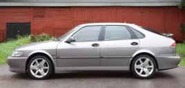 saab-900-ng-9-3-og-reperaturka-wewnetrzna-blotnika-nadkole-lewy-tyl-93-02