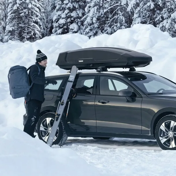 bagaznik-dachowy-box-thule-force-xt-m-400l-kolor-czarny