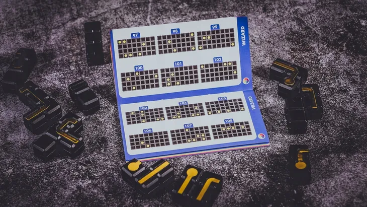 smart-games-iq-circuit-pl-iuvi-games-informacje-dodatkowe-wersja-podrozna