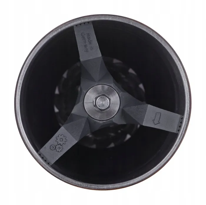 comandante-c40-mk4-nitro-virginia-walnut