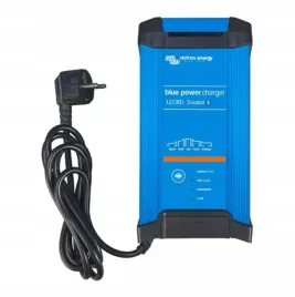 victron-energy-ladowarka-do-akmulatora-blue-smart-ip22-12v-30a-3-wyjscia