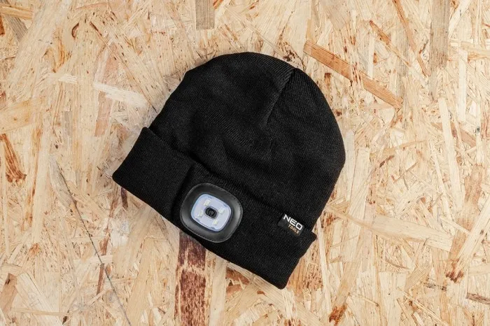 czapka-z-latarka-marka-neo-tools