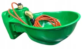 poidlo-dla-bydla-i-koni-z-podgrzewaniem-rurki-24v-73w-kerbl