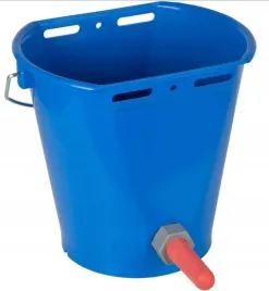 wiadro-do-pojenia-cielat-z-zaworem-i-smoczkiem-8l