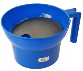 kubek-przedzdajacz-na-mleko-do-mleka-z-tacka