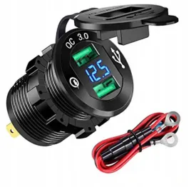 ladowarka-samochod-2x-usb-qc-3-0-woltomierz-3a