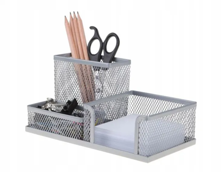 przybornik-srebrny-przeznaczenie-na-dlugopisy