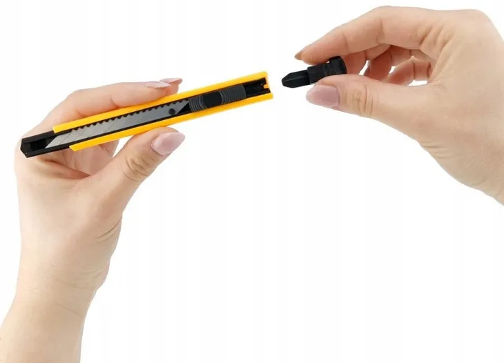 noz-maly-2065-125mm-deli-stan-nowy-material-ostrza-stal-nierdzewna