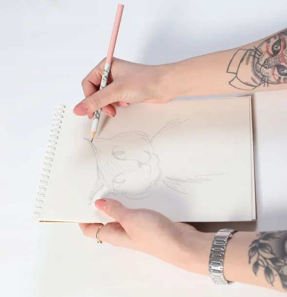 szkicownik-lew-format-inny