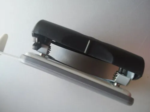 dziurkacz-3920-20k-d-rect-stan-nowy-rodzaj-biurkowy