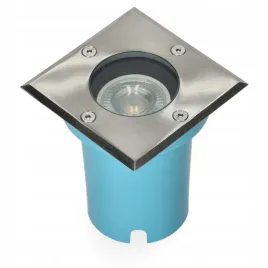 kwadratowa-oprawa-ogrodowa-nave-montaz-dogruntowy