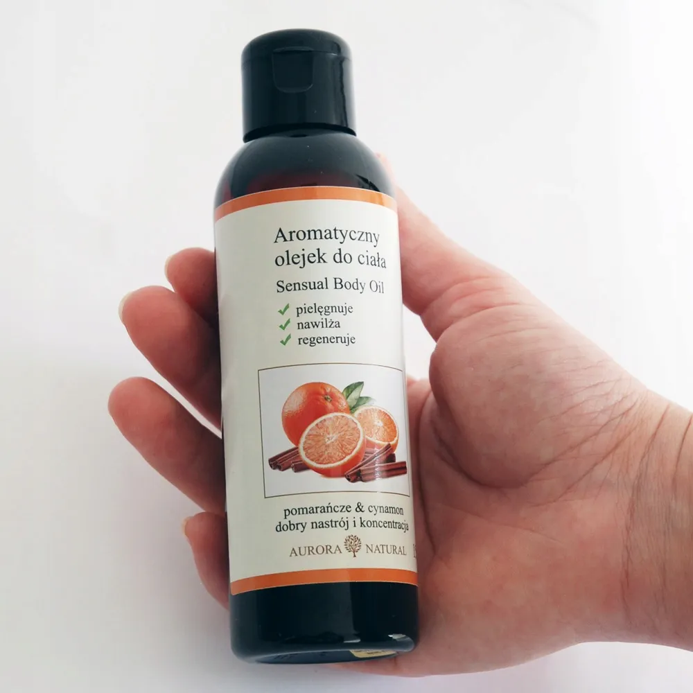 olejek-nawilzajacy-regenerujacy-i-pielegnujacy-pomarancze-i-cynamon-stan-nowy