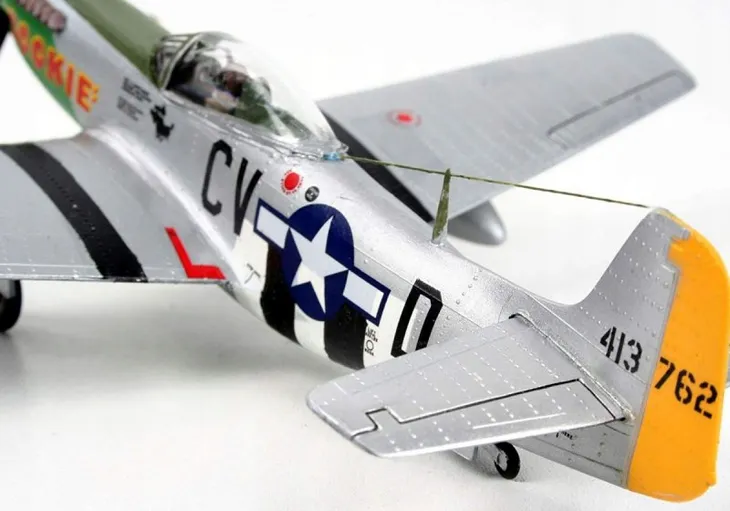 model-set-p-51-d-mustang-poziom-trudnosci-3