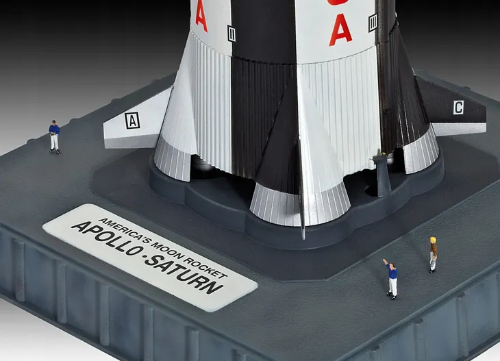 rakieta-apollo-saturn-v-marka-revell-waga-z-opakowaniem-0-735-kg