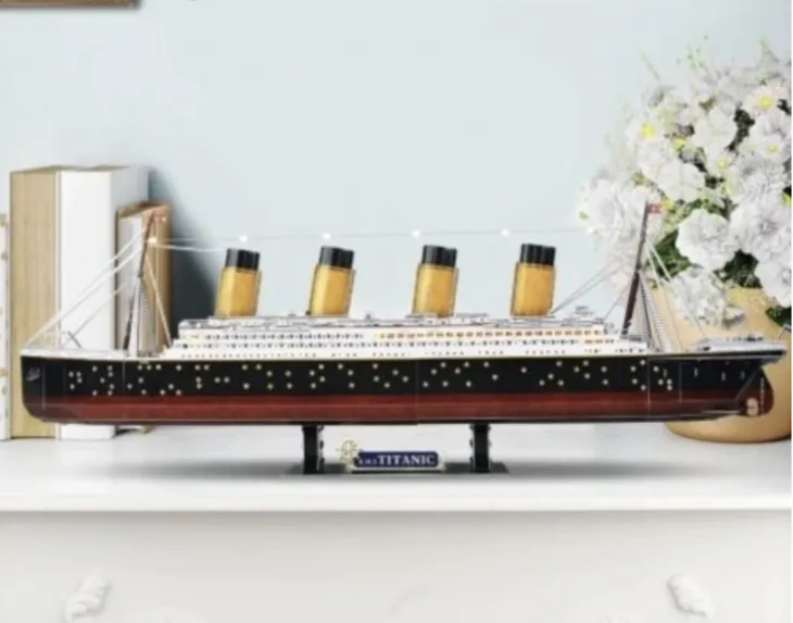 puzzle-3d-titanic-led-waga-z-opakowaniem-1-308-kg