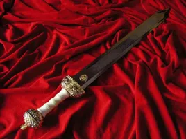 miecz-gladius-juliusza-cezara-200