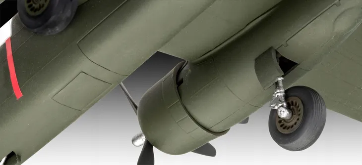 samolot-b-25-mitchell-stan-nowy