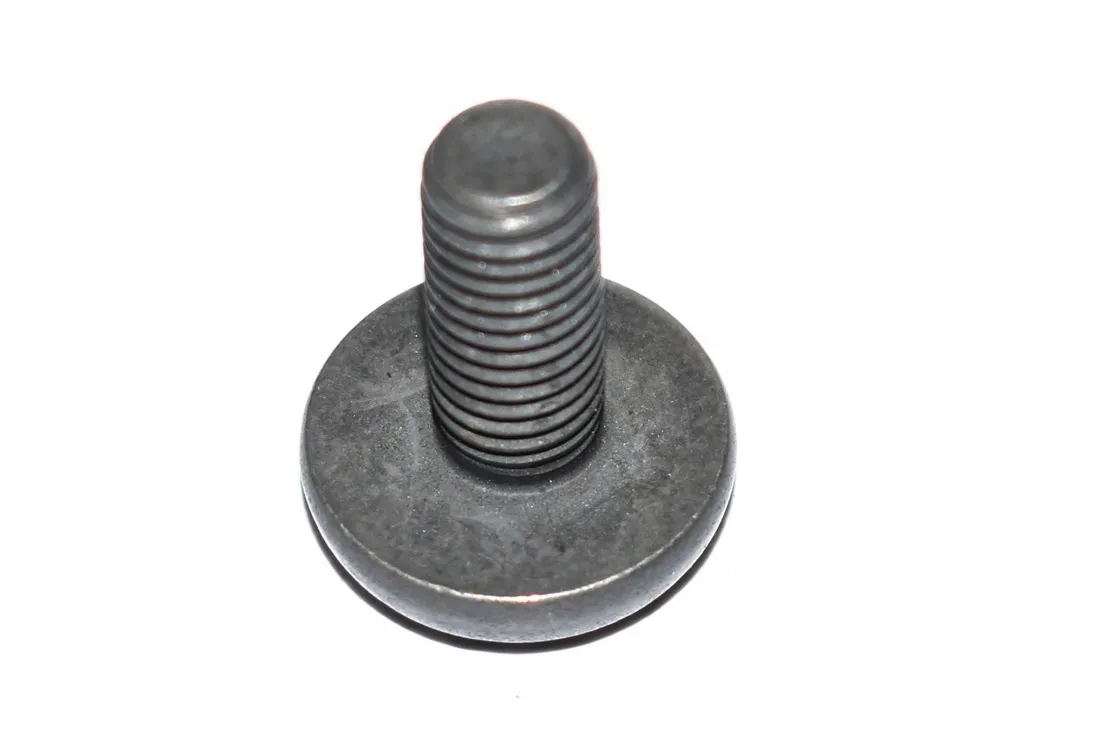 sruba-torx-pompy-olejowej-bmw-e60-e61-e63-e64-e65-e66-e70-e71-e81
