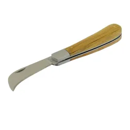 faster-tools-noz-monterski-drewno