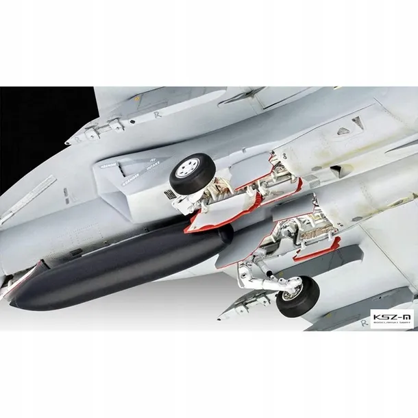samoloty-top-gun-2-movie-set-marka-revell-stan-nowy
