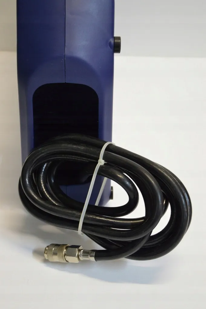 kompresor-walizkowy-atrox-230v-1-1kw-bezolejowy-stan-powystawowy