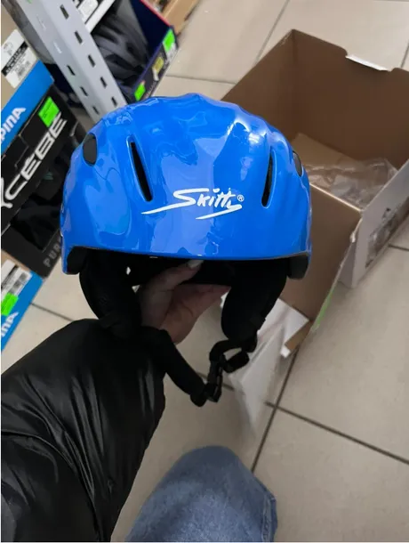 kask-narciarski-tecno-pro-skitty-zapiecie-inne