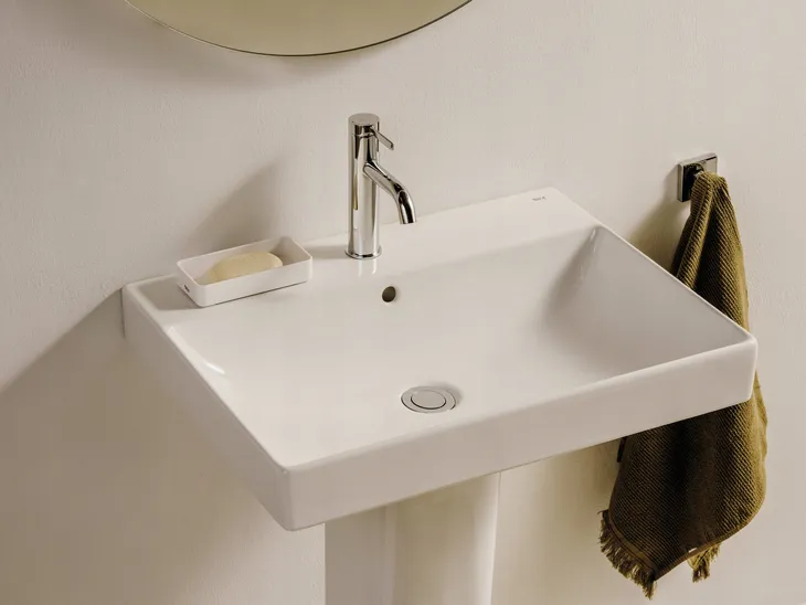 roca-ona-umywalka-scienna-60x46-fineceramic-biala-a327686000-linia-ona