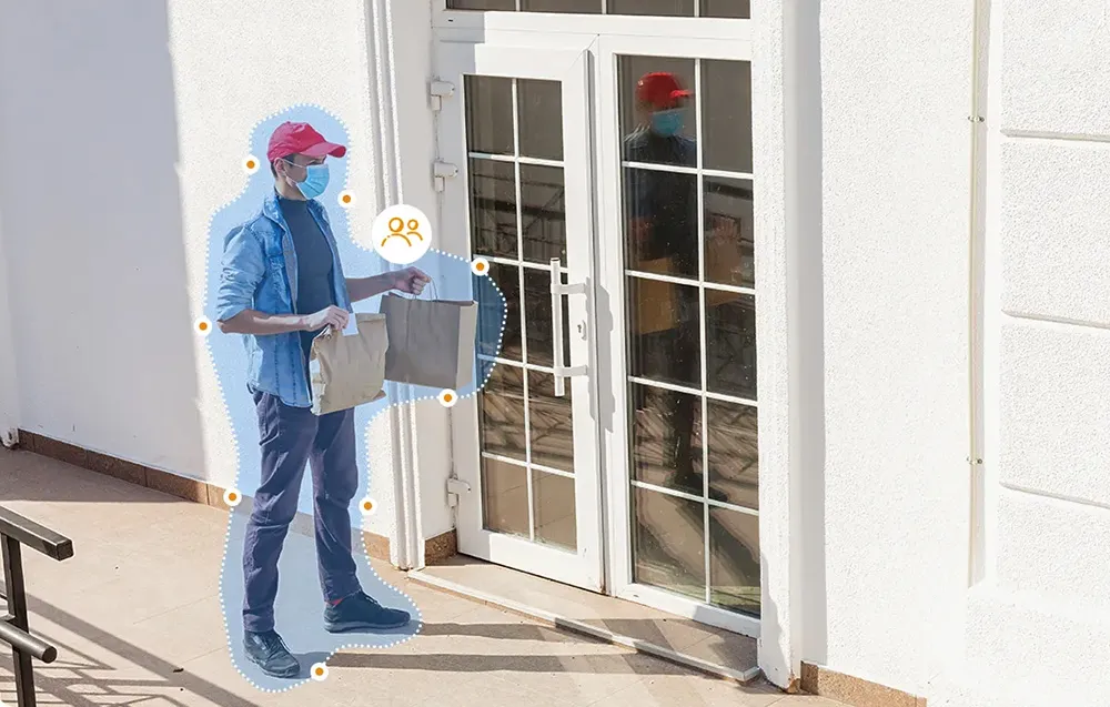 outdor-camera-with-built-in-solar-panel-imou-cell-3c-aio