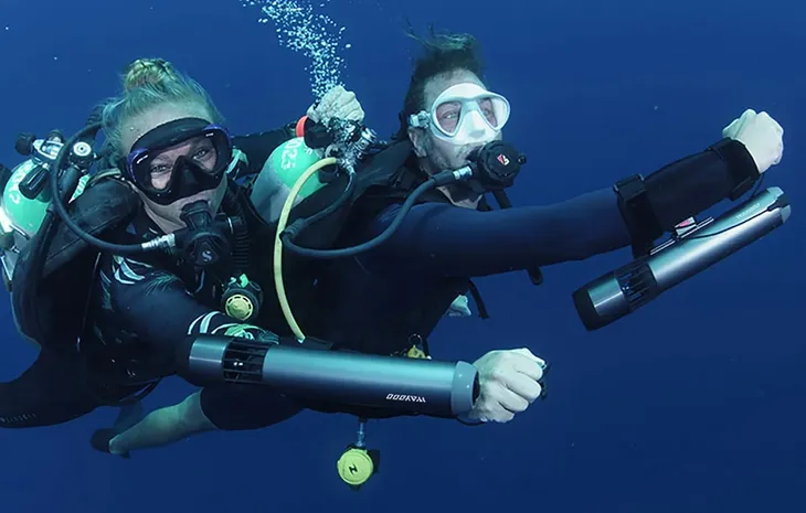 underwater-scooter-waydoo-stan-nowy