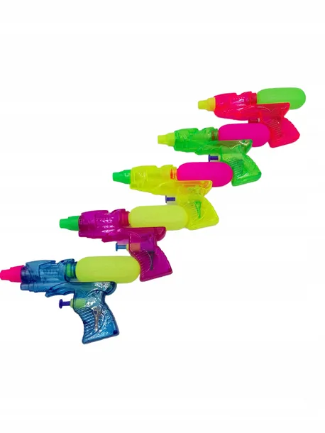 pistolet-na-wode-mix-stan-nowy-kolor-odcienie-zieleni