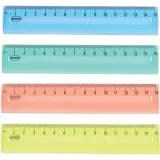 linijka-plastikowa-15cm-centrum-elementy-zestawu-linijka