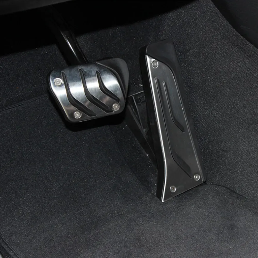 nakladki-na-pedaly-do-bmw-e82-e82-e87-e88-e90-e91-e92-automat