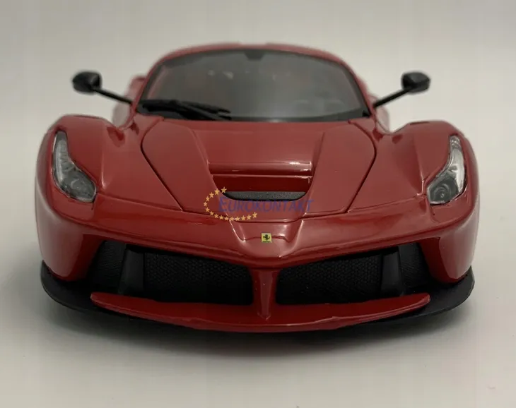 laferrari-red-1-18-bburago-stan-zlozenia-zlozony