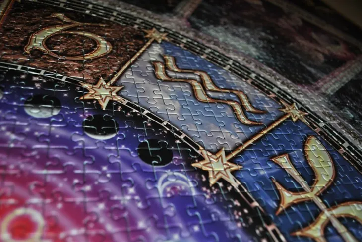 puzzle-9000-astrologia-ravensburger-liczba-elementow-9000