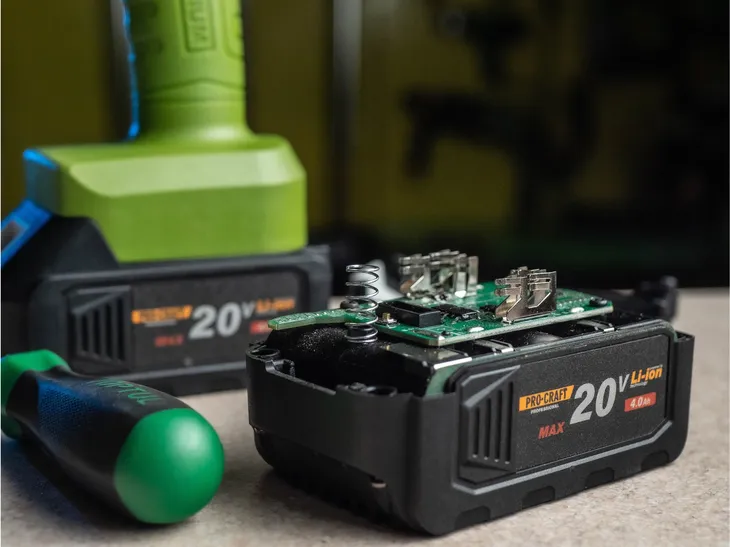 akumulator-20v-li-ion-2-ah-procraft-20-4-typ-akumulatora-li-ion