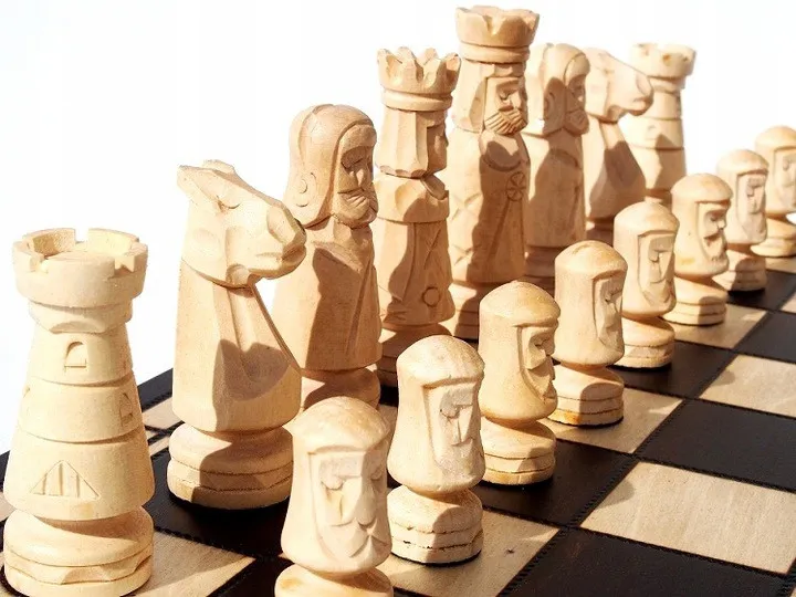 gra-szachy-drewniane