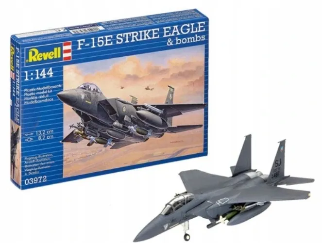 samolot-f-15e-strike-eagle-and-bombs-stan-nowy