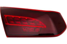 tylna-lampa-przeciwmglowa-mercedes-benz-e-class