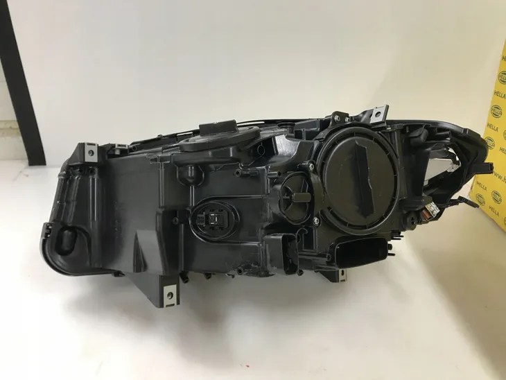 reflektor-hella-1zs-010-131-621-typ-samochodu-samochody-osobowe
