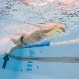 deska-treningowa-finis-junior-plec-produkt-uniseks