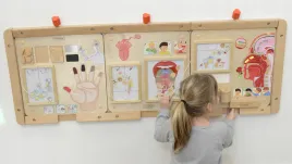 masterkidz-tablica-edukacyjna-zmysl-wzroku