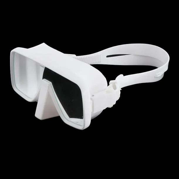 traktor-z-maszyna-rolnicza-model-okulary-ochronne-do-nurkowania-z-rurka